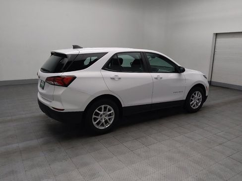 Used 2023 Chevrolet Equinox LS image 10