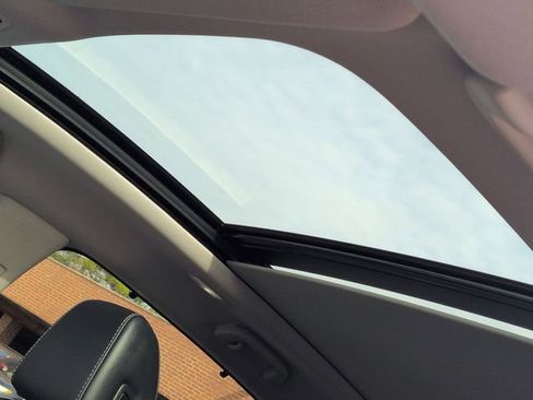 Used 2024 Acura MDX SH-AWD w/ Technology Package image 13