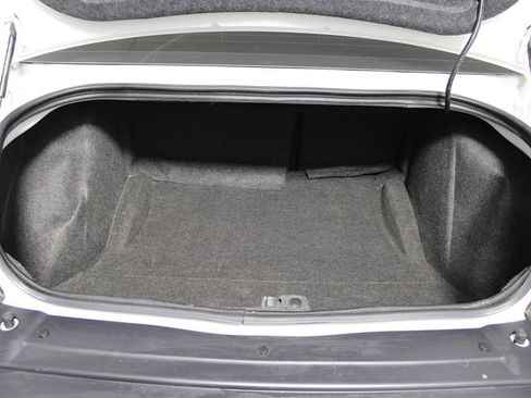 Used 2021 Dodge Challenger R/T RWD image 21