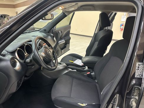 Used 2014 Nissan Juke S image 19