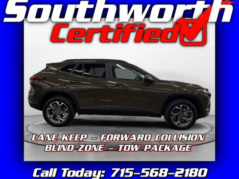 Used 2024 Chevrolet Trax LT w/ Driver Confidence Package image 1