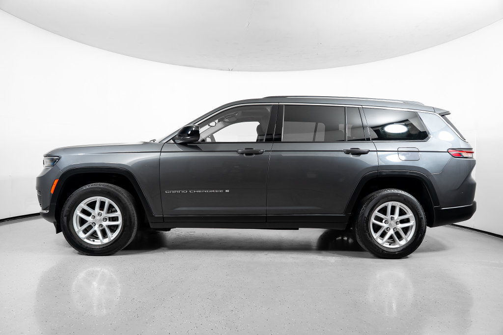 Used 2023 Jeep Grand Cherokee L Laredo w/ Luxury Tech Group I AWD/4WD image 11