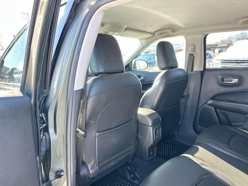 Used 2018 Jeep Compass Latitude w/ Cold Weather Group image 23