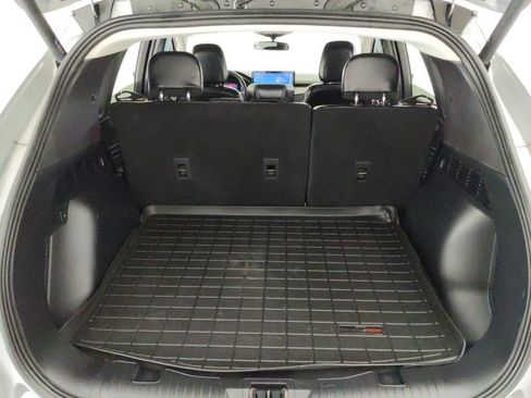 Certified 2024 Ford Escape SE FWD image 18
