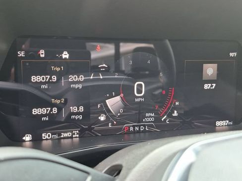 Used 2026 GMC Canyon AT4 w/ Technology Plus Package AWD/4WD image 13