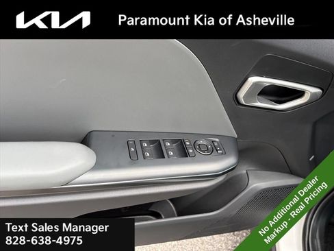 New 2026 Kia K4 FWD image 23