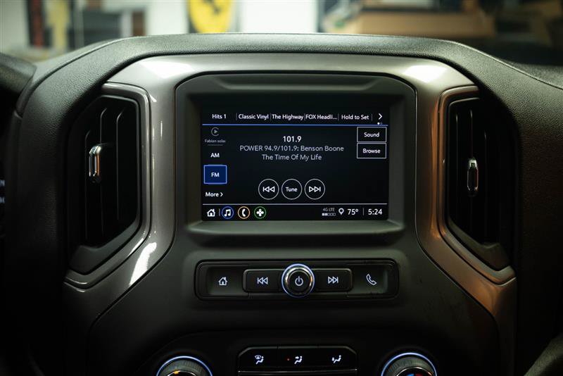 Used 2023 Chevrolet Silverado 1500 Custom w/ LPO, Dark Essentials Package AWD/4WD image 18
