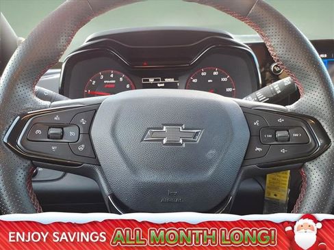 Used 2024 Chevrolet Trax RS image 32