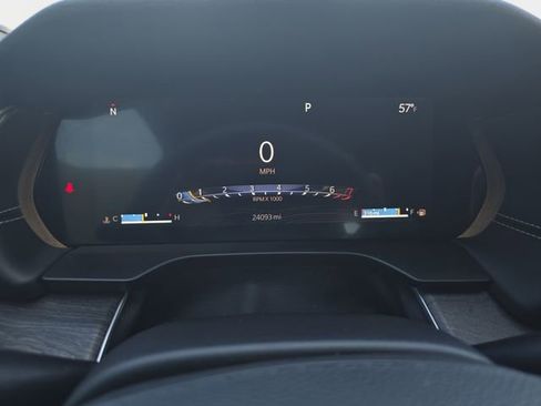 Used 2024 Jeep Grand Cherokee L Limited w/ Black Appearance Package image 22