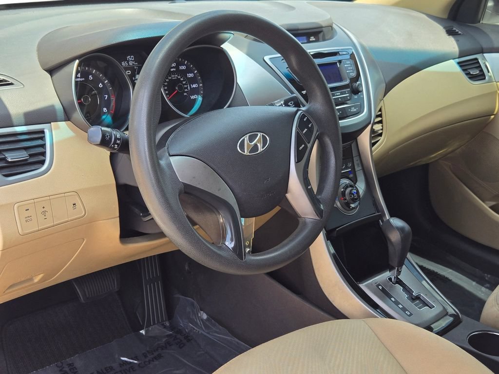 Used 2013 Hyundai Elantra GLS FWD image 10