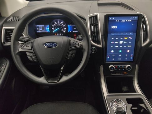 Used 2024 Ford Edge SE w/ Black Appearance Package image 22