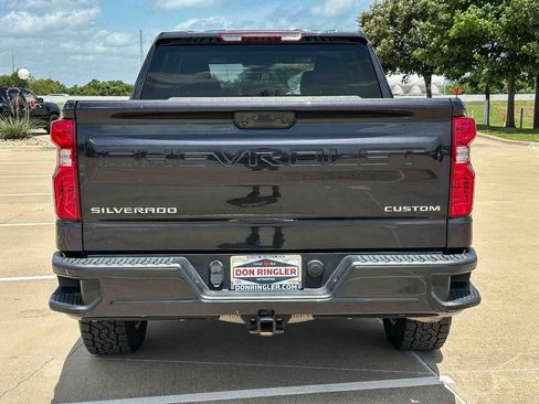 Used 2023 Chevrolet Silverado 1500 Custom AWD/4WD image 4