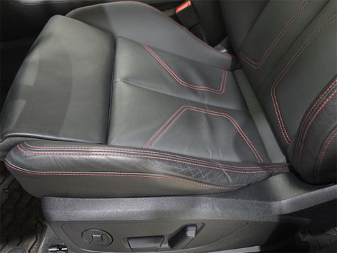 Used 2025 Audi Q3 2.0T Premium Plus w/ Premium Plus Package image 30