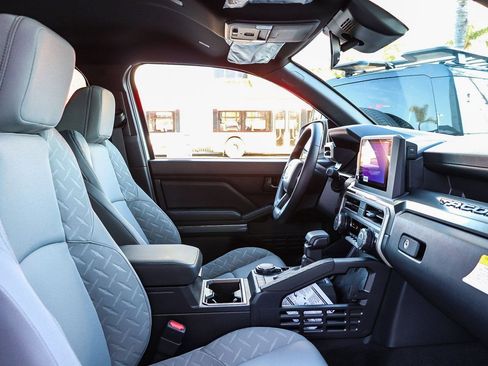 Used 2026 Toyota Tacoma SR5 image 22