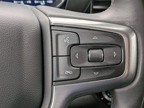 Used 2025 Chevrolet Silverado 1500 LT image 27