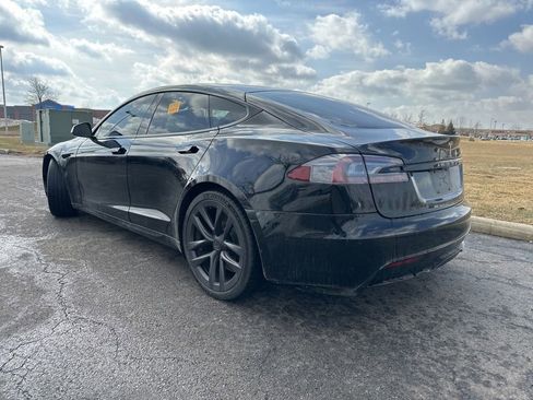 Used 2022 Tesla Model S image 8