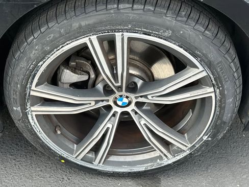 Certified 2022 BMW 330i Sedan w/ Convenience Package image 18