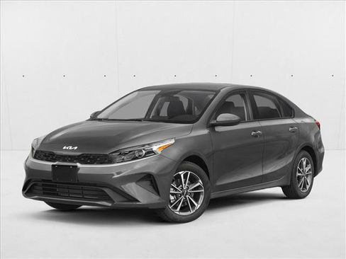 Used 2023 Kia Forte LXS image 1