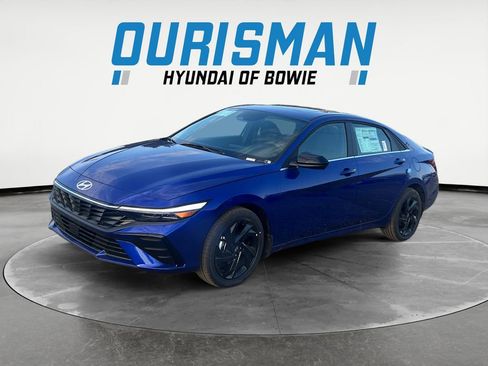 New 2026 Hyundai Elantra SEL Sport FWD image 2