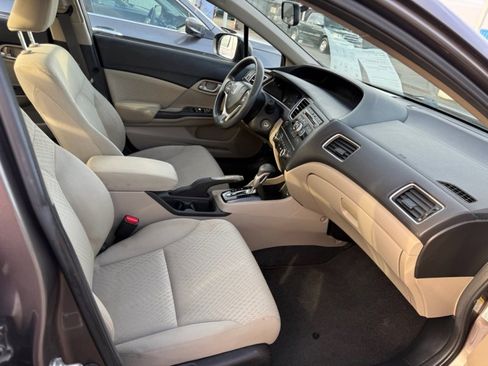Used 2014 Honda Civic LX image 24