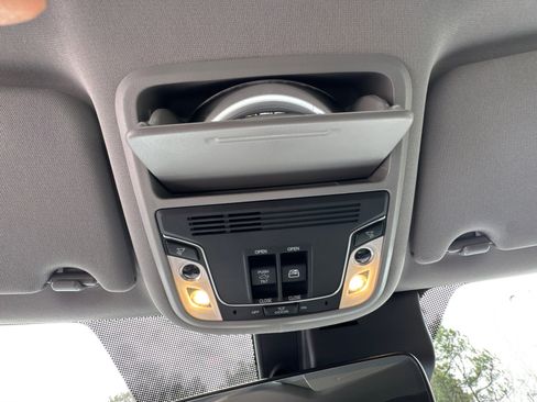 Used 2022 Honda Ridgeline RTL image 32