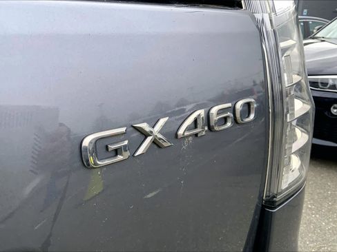 Used 2023 Lexus GX 460 Premium w/ Premium Plus Package image 10
