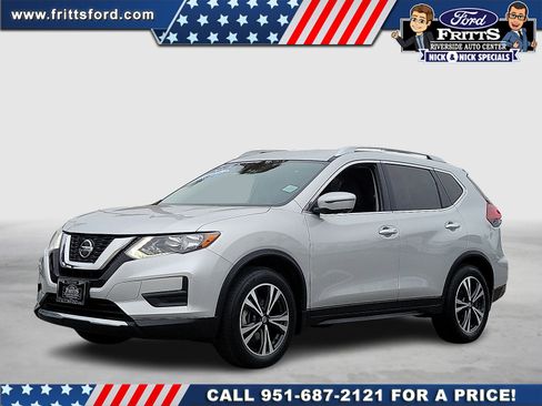 Used 2019 Nissan Rogue SV w/ Premium Package FWD image 1
