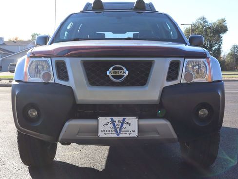 Used 2012 Nissan Xterra PRO-4X w/ Pro-4x Leather Pkg image 12