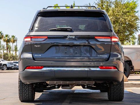 Used 2024 Jeep Grand Cherokee Laredo X AWD/4WD image 5