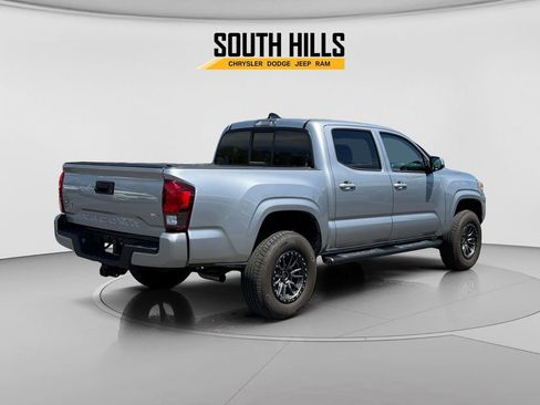 Used 2021 Toyota Tacoma 4x4 Double Cab image 5