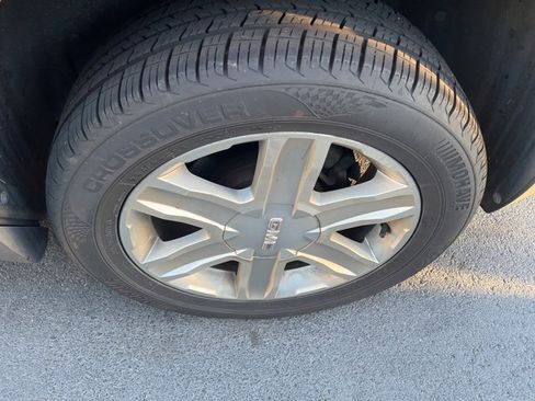 Used 2011 GMC Terrain SLE image 7