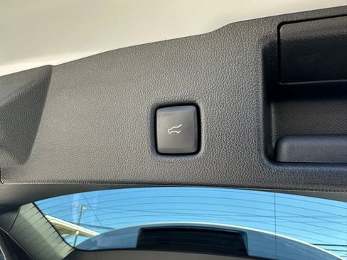 Used 2021 Ford Escape SE w/ Convenience Package image 37