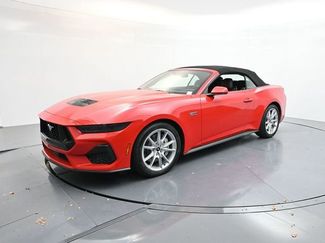 New 2025 Ford Mustang GT Premium video 3