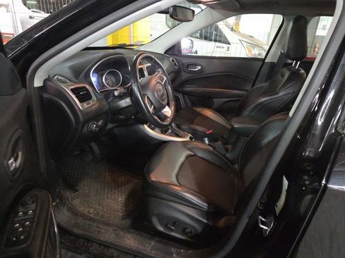 Used 2018 Jeep Compass Latitude w/ Safety & Security Group AWD/4WD image 6