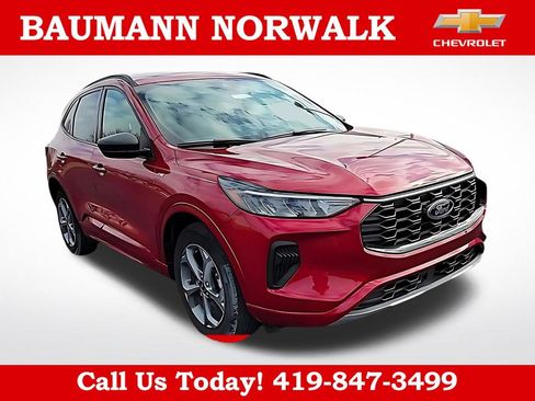 Used 2024 Ford Escape ST-Line w/ Tech Pack #1 AWD/4WD image 1