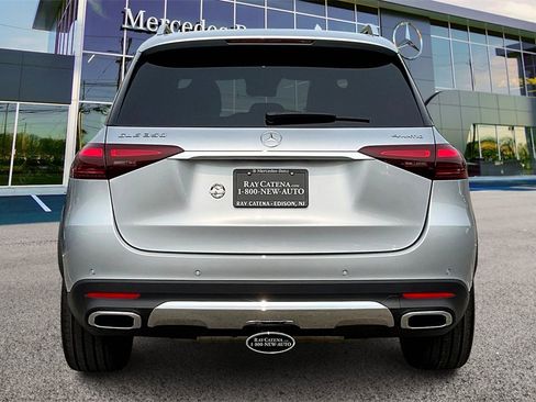 Used 2025 Mercedes-Benz GLE 350 4MATIC image 4