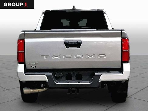 Used 2024 Toyota Tacoma SR5 AWD/4WD image 5