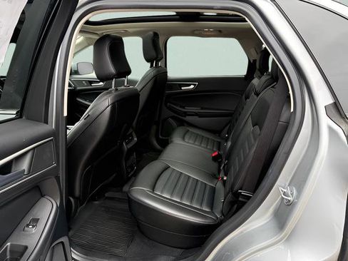 Certified 2022 Ford Edge SEL w/ Convenience Package AWD/4WD image 5