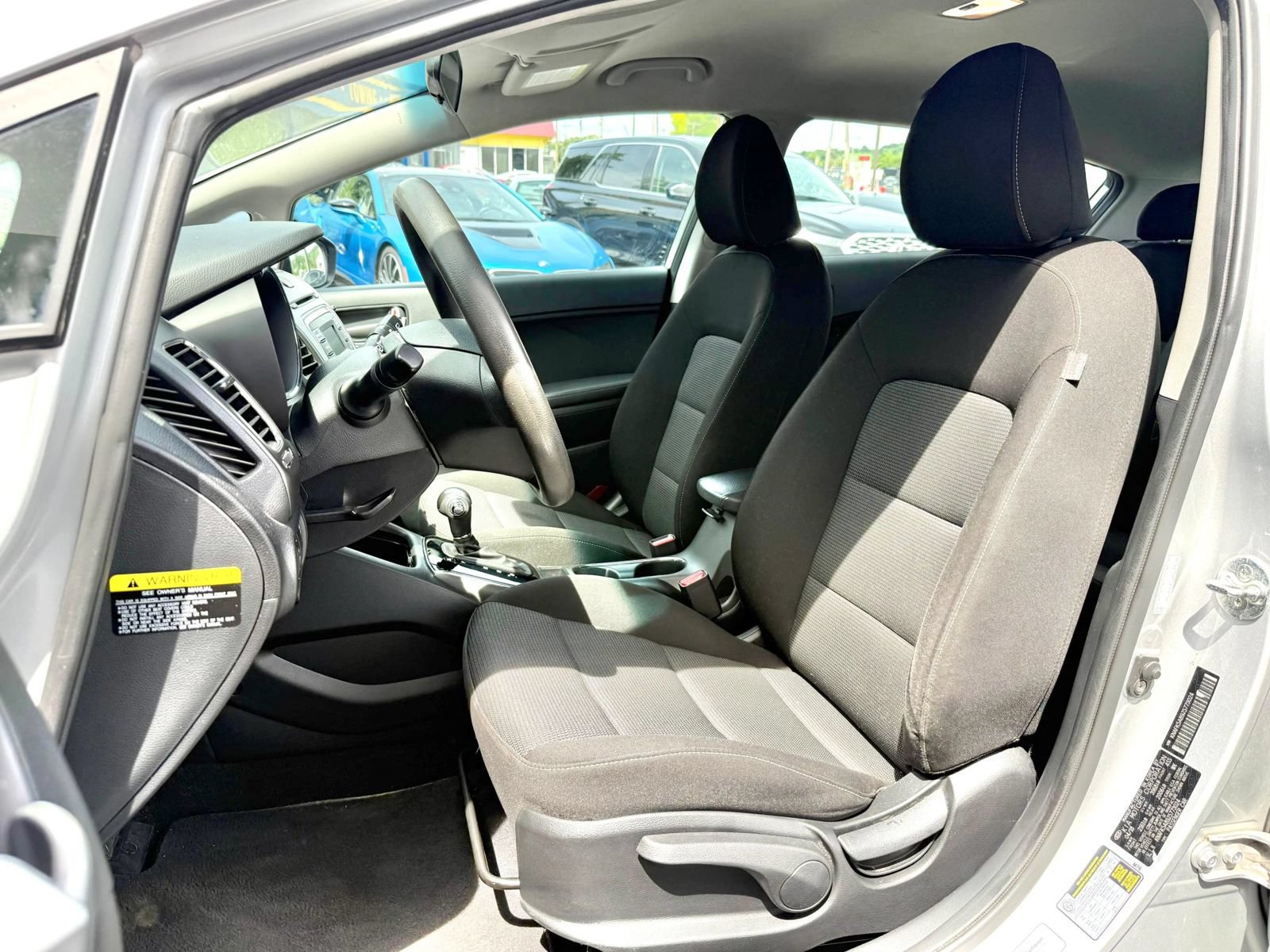 Used 2018 Kia Forte LX FWD image 12