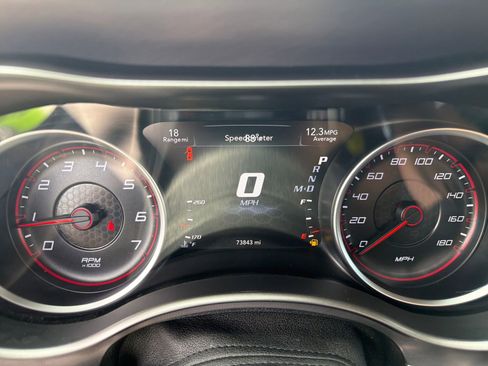 Used 2019 Dodge Charger Scat Pack w/ Dynamics Package RWD image 16