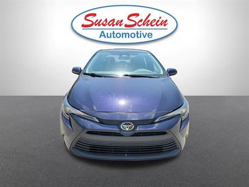 Used 2023 Toyota Corolla LE FWD image 20
