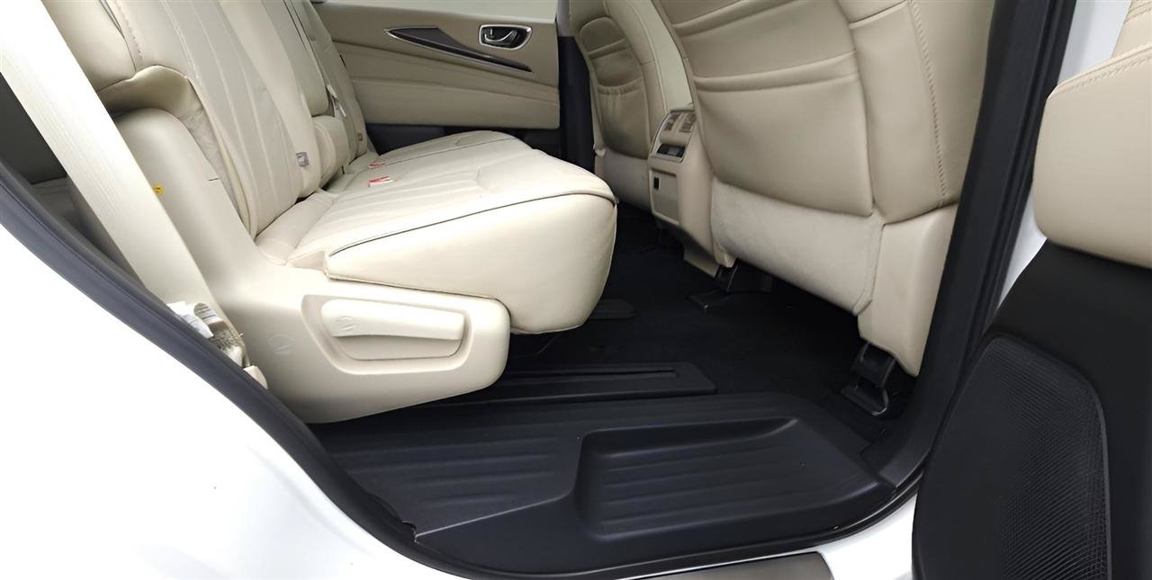 Used 2019 INFINITI QX60 Luxe w/ Essential Package AWD/4WD image 34