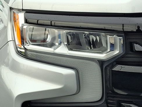 Used 2022 Chevrolet Silverado 1500 LT Trail Boss w/ Convenience Package II image 9