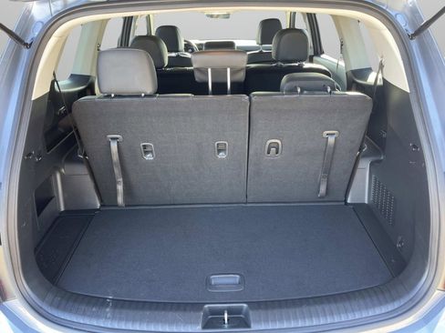 Certified 2025 Kia Telluride LX image 34