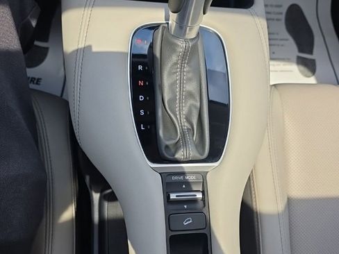 Used 2023 Honda HR-V EX-L image 24