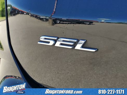 Certified 2024 Ford Edge SEL w/ Sport Appearance Package AWD/4WD image 5