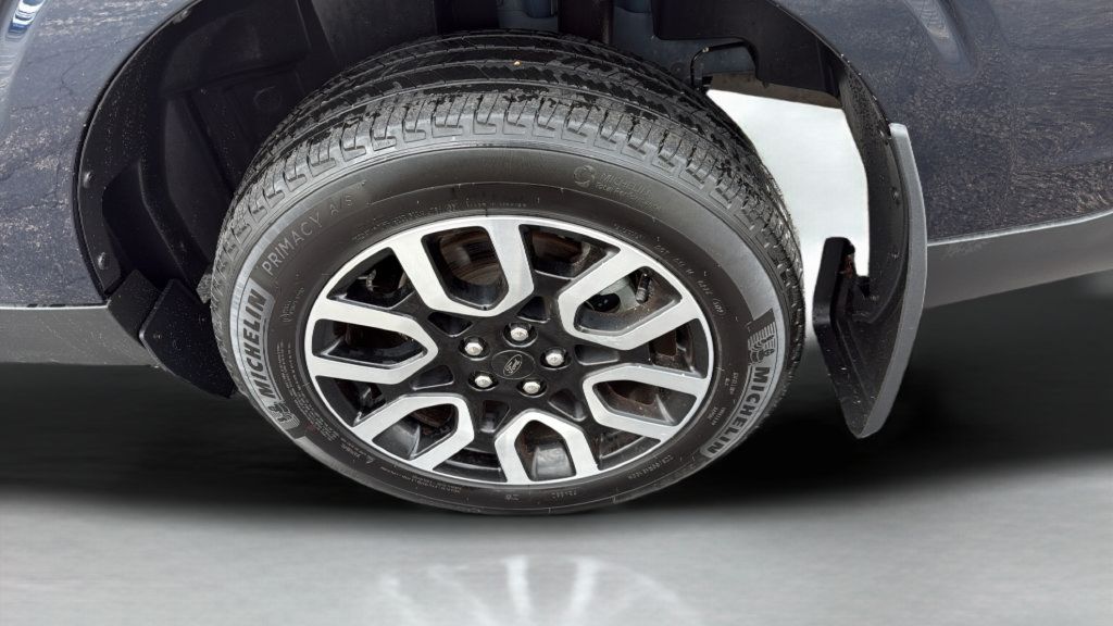 Certified 2022 Ford Maverick Lariat w/ Lariat Luxury Package FWD image 30