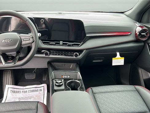 New 2026 Chevrolet Equinox RS w/ Convenience Package III FWD image 10