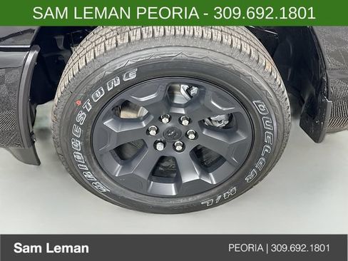 New 2026 RAM 1500 Express AWD/4WD image 27