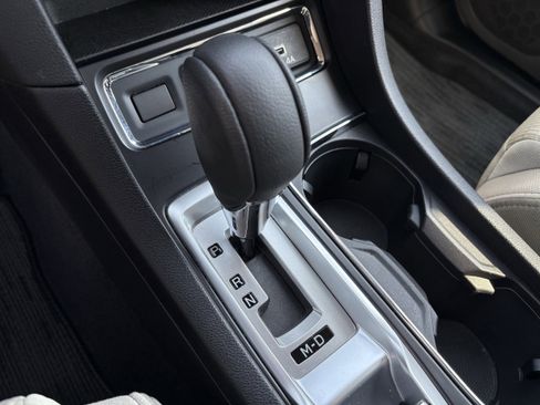 Used 2025 Subaru Ascent Premium image 19